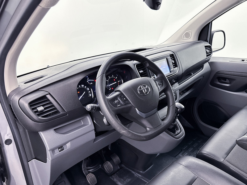 Toyota ProAce Worker 1.5 D-4D Navigator Navigatie Oprijplaat Betimmering Cruise Control - فان المدمجة: صور 5 Toyota ProAce Worker 1.5 D-4D Navigator Navigatie Oprijplaat Betimmering Cruise Control - فان المدمجة: صور 5
