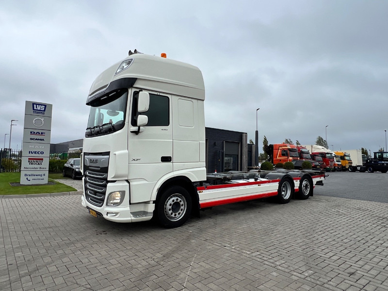 DAF XF 450 SSC 6x2 BDF - الشاسيه شاحنة: صور 1 DAF XF 450 SSC 6x2 BDF - الشاسيه شاحنة: صور 1