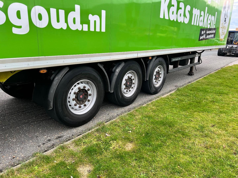 Kögel 3 - assige koeloplegger Lift axle / Carrier Vector 1950 - مبردة نصف مقطورة: صور 5 Kögel 3 - assige koeloplegger Lift axle / Carrier Vector 1950 - مبردة نصف مقطورة: صور 5