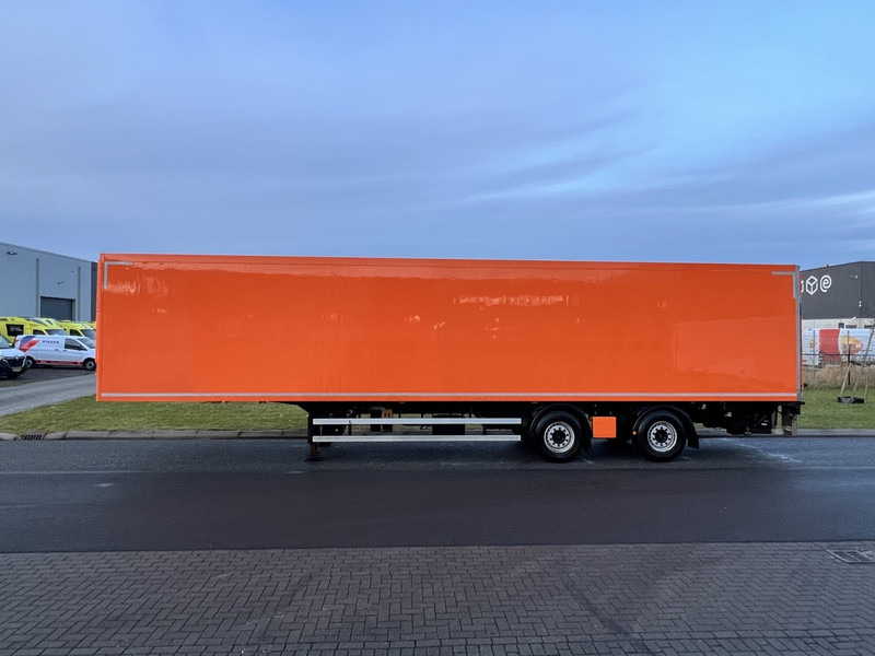 Krone 2- Assige Koeltrailer Carrier / laadklep / stuuras tridec - مبردة نصف مقطورة: صور 2 Krone 2- Assige Koeltrailer Carrier / laadklep / stuuras tridec - مبردة نصف مقطورة: صور 2