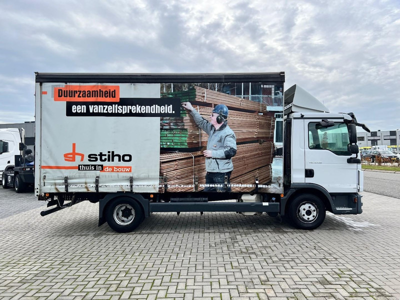 MAN TGL 150 4x2 Bakwagen Schuifzeilbak - شاحنة ستارة: صور 4 MAN TGL 150 4x2 Bakwagen Schuifzeilbak - شاحنة ستارة: صور 4