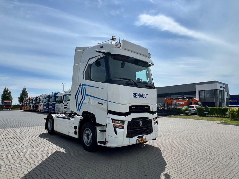 Renault T480 T-HIGH 4x2 Trekker Standclima / 2x Tank / New - شاحنة جرار: صور 3 Renault T480 T-HIGH 4x2 Trekker Standclima / 2x Tank / New - شاحنة جرار: صور 3