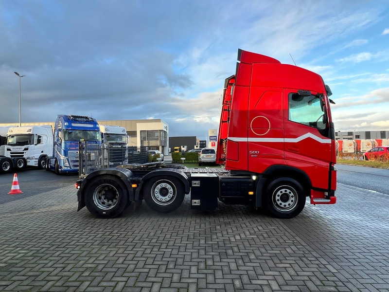 Volvo FH 500 6x2 trekker Globetrotter / Pusher / lift - شاحنة جرار: صور 4 Volvo FH 500 6x2 trekker Globetrotter / Pusher / lift - شاحنة جرار: صور 4