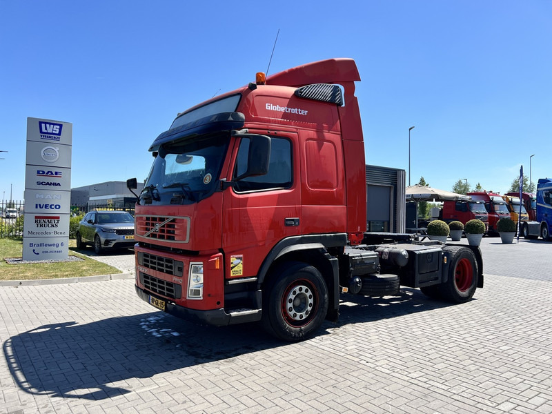 Volvo FM340 4x2 trekker - شاحنة جرار: صور 1 Volvo FM340 4x2 trekker - شاحنة جرار: صور 1
