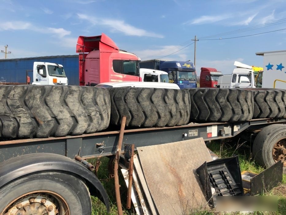 Anvelope Cu 24PR 4 BUC VOLA Incarcator VOLVO KOMATSU JCB - عجلات: صور 2 Anvelope Cu 24PR 4 BUC VOLA Incarcator VOLVO KOMATSU JCB - عجلات: صور 2