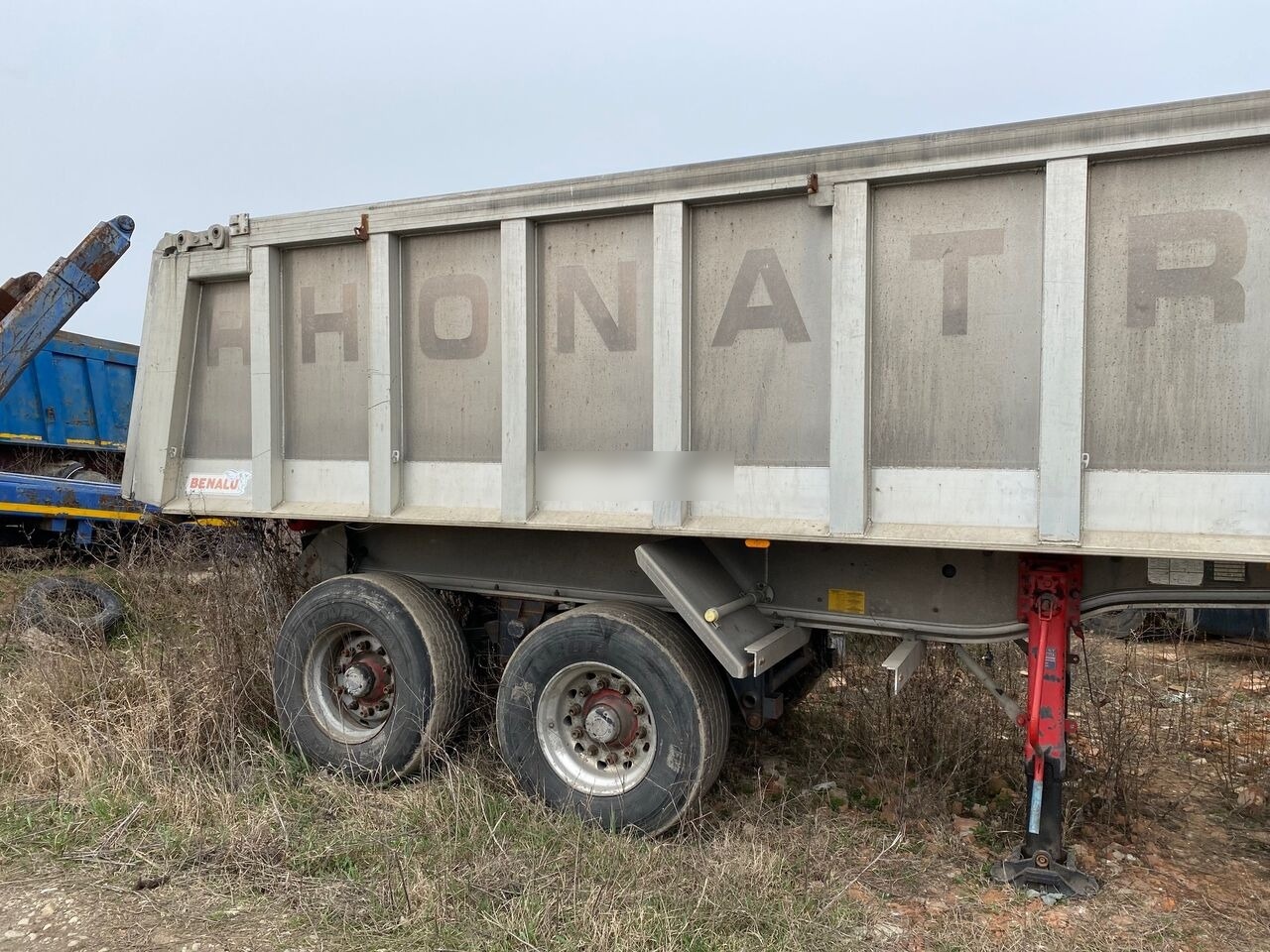 Benalu Bena Basculabila Agregate Aluminiu 2 PIECES AVALABILE - قلابة نصف مقطورة: صور 5 Benalu Bena Basculabila Agregate Aluminiu 2 PIECES AVALABILE - قلابة نصف مقطورة: صور 5