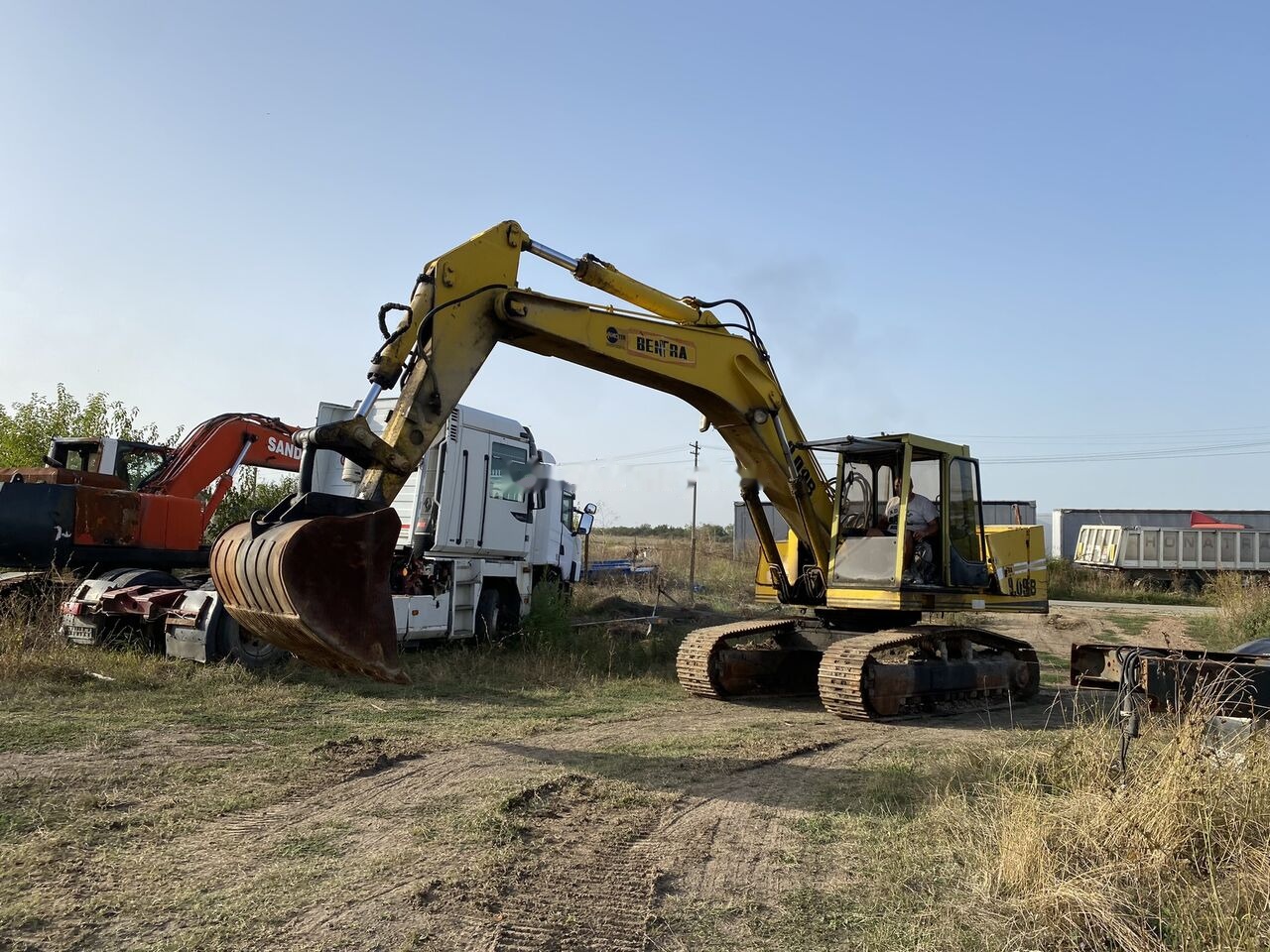 Benfra BENFRA 909B - 20 TON - Working - حفارات زحافة: صور 4 Benfra BENFRA 909B - 20 TON - Working - حفارات زحافة: صور 4