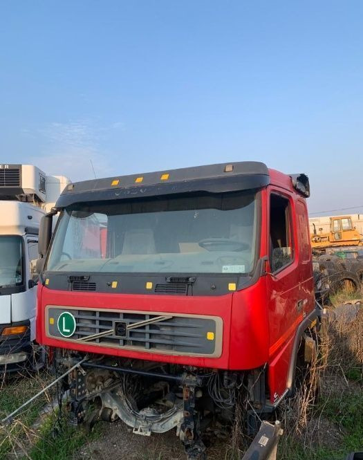 Cutie ,axe etc Volvo FM 12 truck - المحرك - شاحنة: صور 2 Cutie ,axe etc Volvo FM 12 truck - المحرك - شاحنة: صور 2