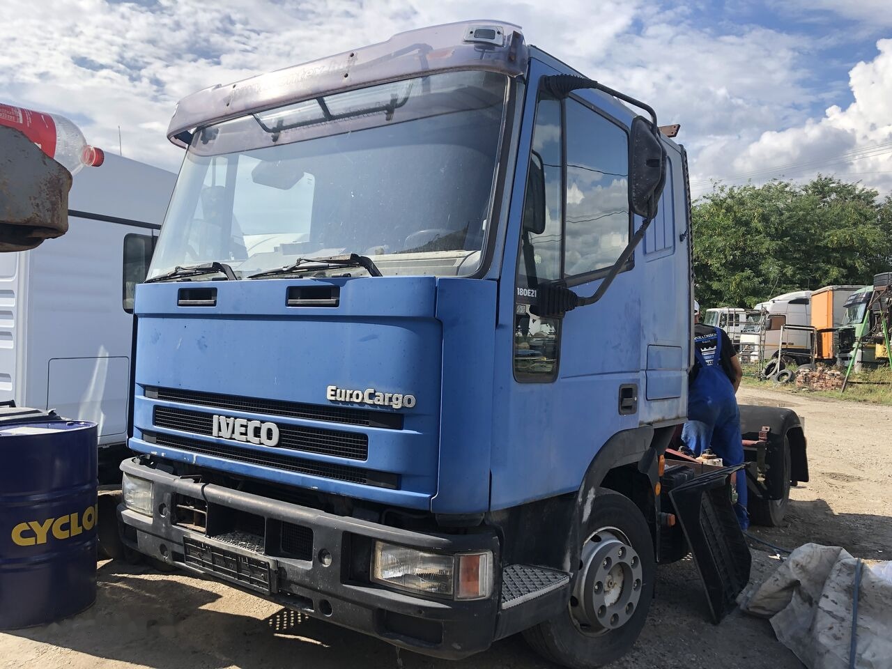 Dezmembrari Iveco EUROCARGO ML 80 90 100 120 140 130e18 120e24 75e18 IVECO EUROCARGO - قطع الغيار - شاحنة: صور 1 Dezmembrari Iveco EUROCARGO ML 80 90 100 120 140 130e18 120e24 75e18 IVECO EUROCARGO - قطع الغيار - شاحنة: صور 1