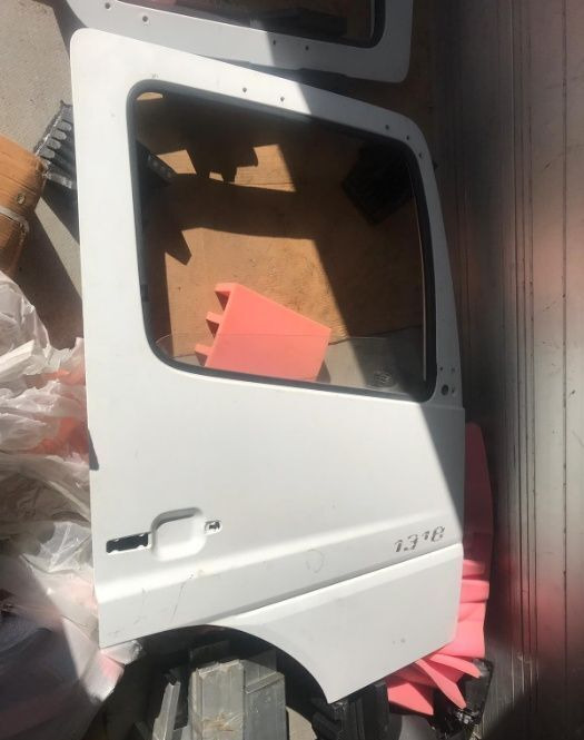 Mercedes-Benz Actros,ATEGO,AXOR truck - باب و قطع الغيار - شاحنة: صور 3 Mercedes-Benz Actros,ATEGO,AXOR truck - باب و قطع الغيار - شاحنة: صور 3