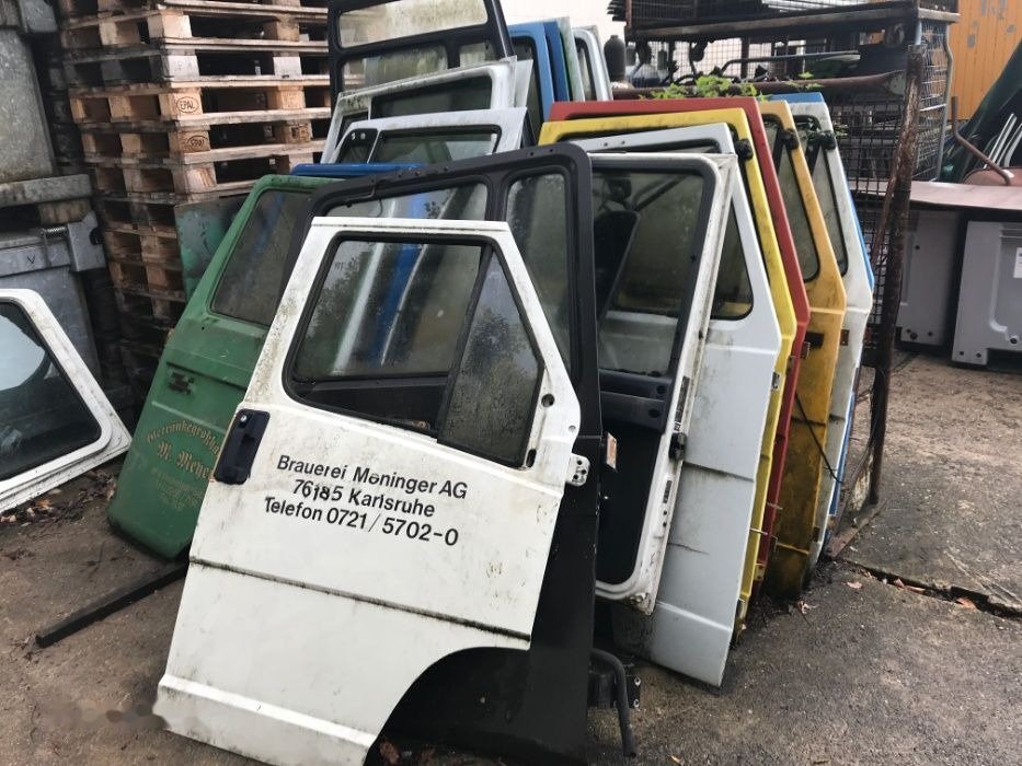 Usi cabina camion din dezmembrari - باب و قطع الغيار - شاحنة: صور 4 Usi cabina camion din dezmembrari - باب و قطع الغيار - شاحنة: صور 4