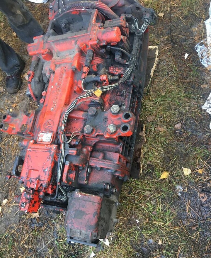 Daimler-Benz G240-16 Mercedes-Benz Actrosa V8 truck - علبة التروس - شاحنة: صور 3 Daimler-Benz G240-16 Mercedes-Benz Actrosa V8 truck - علبة التروس - شاحنة: صور 3