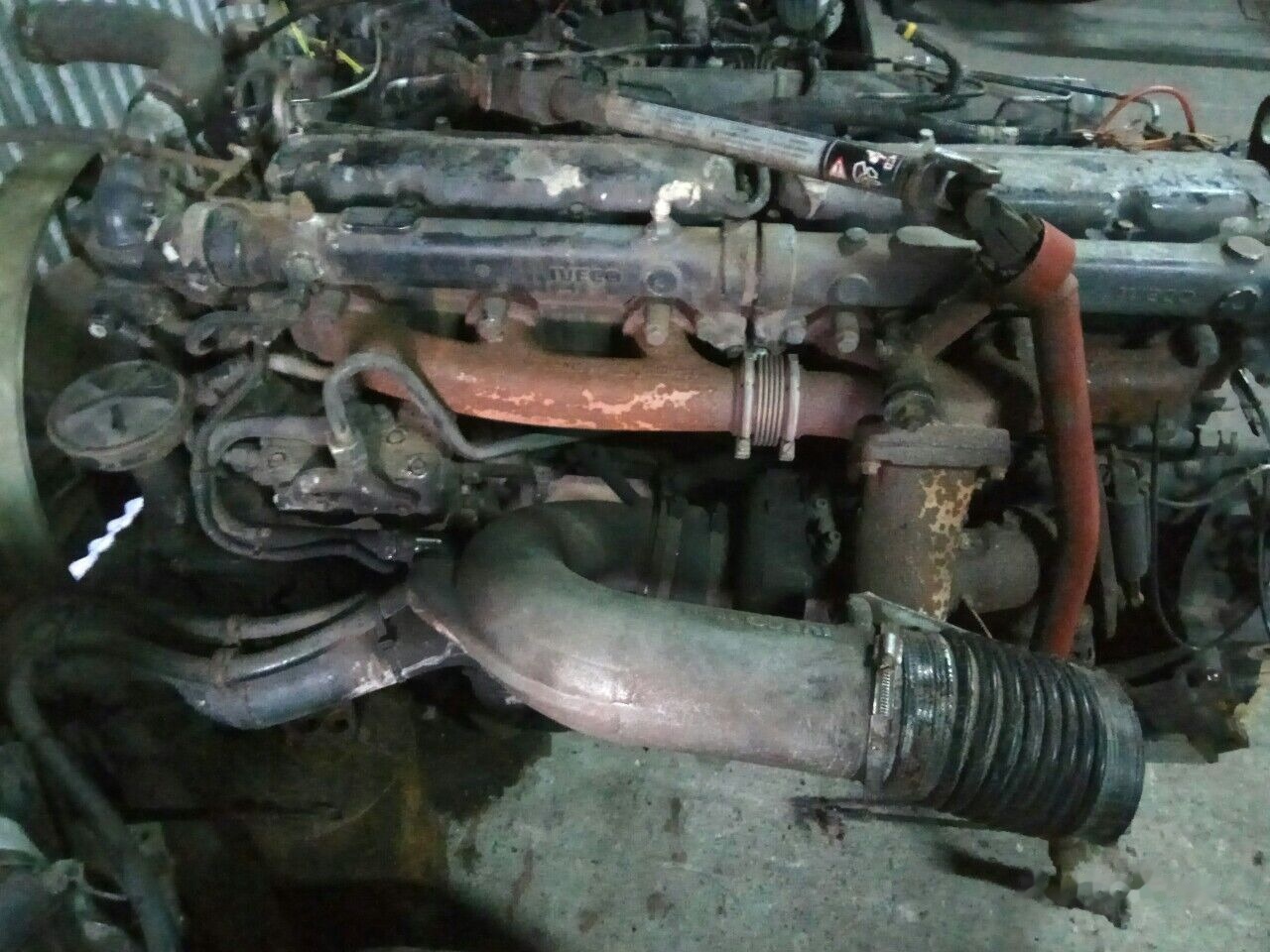 IVECO 8210.42L   IVECO Magirus truck - المحرك - شاحنة: صور 1 IVECO 8210.42L   IVECO Magirus truck - المحرك - شاحنة: صور 1