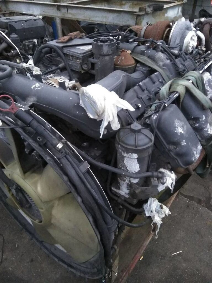 Scania DC1601 Scania 164 V8 580 - المحرك - شاحنة: صور 4 Scania DC1601 Scania 164 V8 580 - المحرك - شاحنة: صور 4