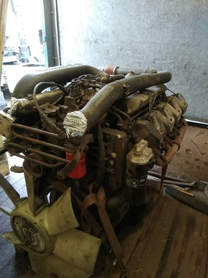 Scania DSC1415 Scania 144 V8 460 E2 - المحرك - شاحنة: صور 1 Scania DSC1415 Scania 144 V8 460 E2 - المحرك - شاحنة: صور 1