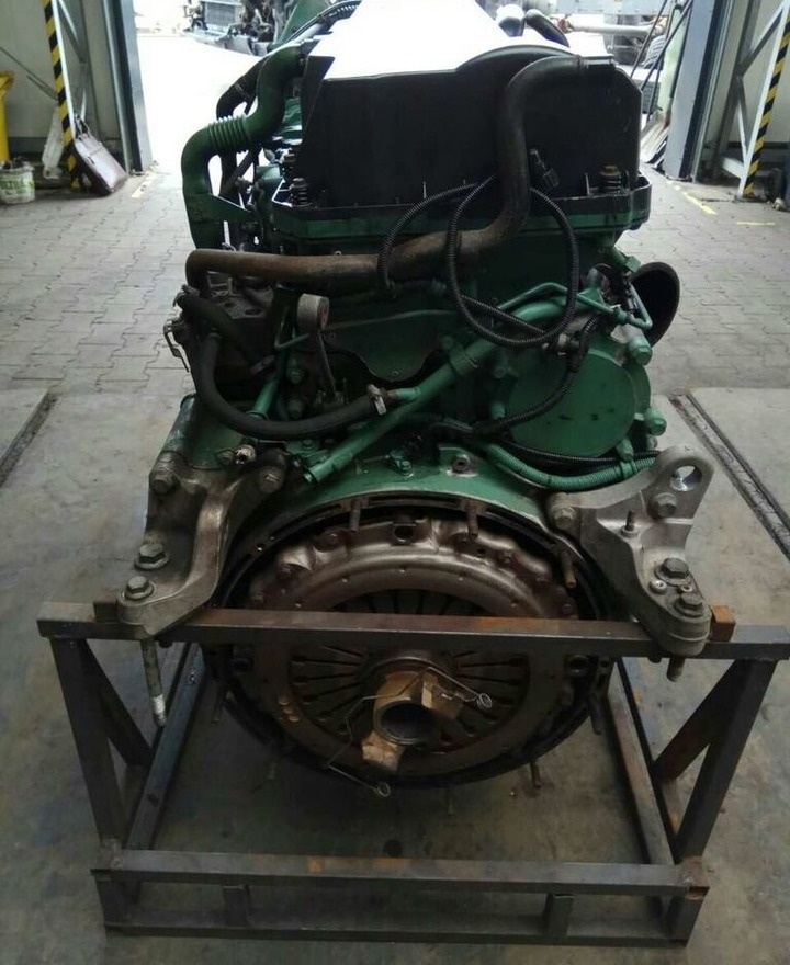 Volvo D13A FH13 440   Volvo FH 13 - المحرك - شاحنة: صور 2 Volvo D13A FH13 440   Volvo FH 13 - المحرك - شاحنة: صور 2