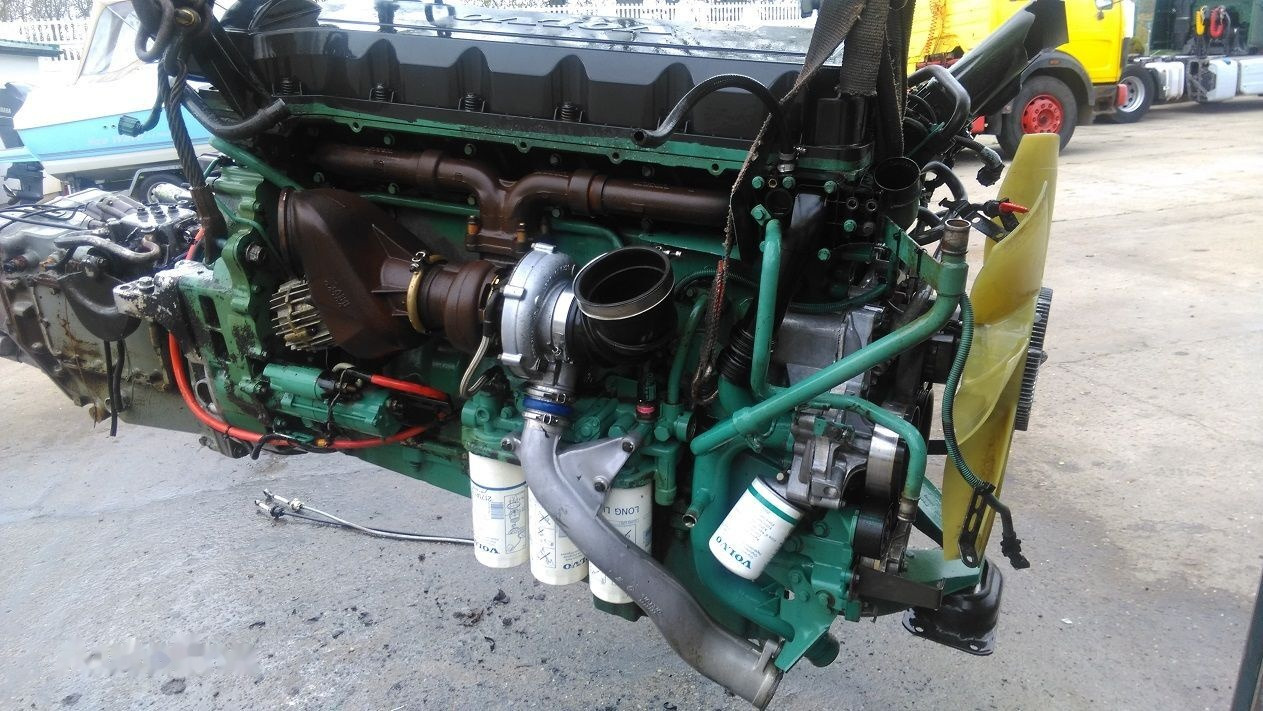 Volvo D9A 260 300 340 Volvo FM - المحرك - شاحنة: صور 3 Volvo D9A 260 300 340 Volvo FM - المحرك - شاحنة: صور 3