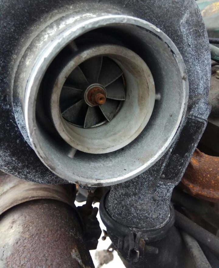 Volvo TD73E   Volvo FL7 - المحرك - شاحنة: صور 3 Volvo TD73E   Volvo FL7 - المحرك - شاحنة: صور 3