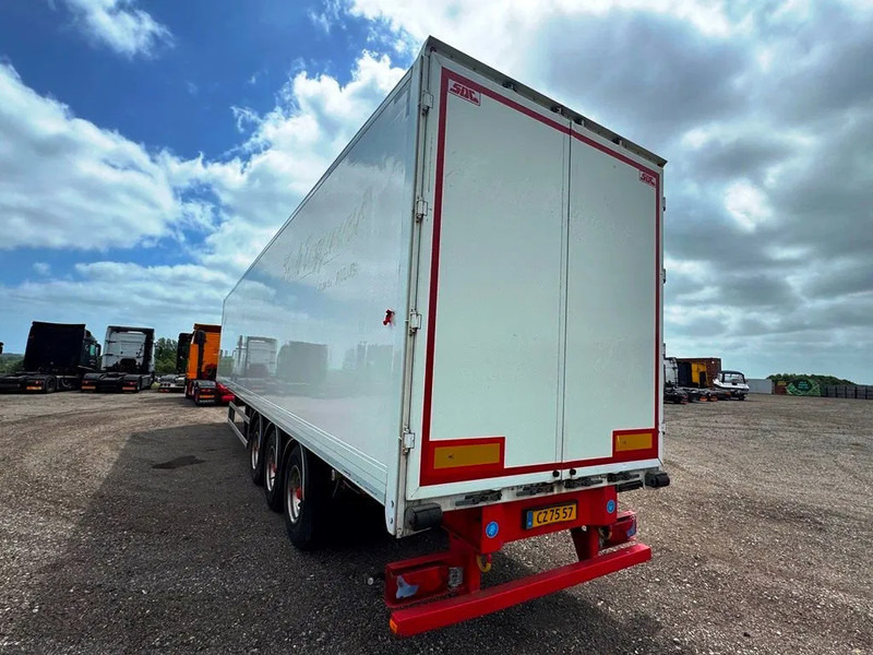 بصندوق مغلق نصف مقطورة SDC 13,60 Boks: صور 10