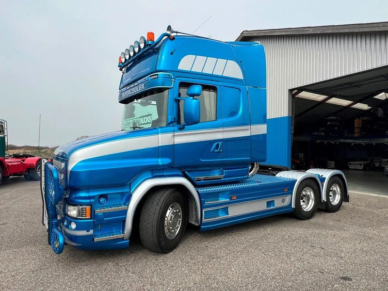 Scania T520 V8 Speciel interior. Air / Air suspension. Opticruise / Retarder .PTO on Engine and gearbox. New Hydr. system. - شاحنة جرار: صور 4 Scania T520 V8 Speciel interior. Air / Air suspension. Opticruise / Retarder .PTO on Engine and gearbox. New Hydr. system. - شاحنة جرار: صور 4