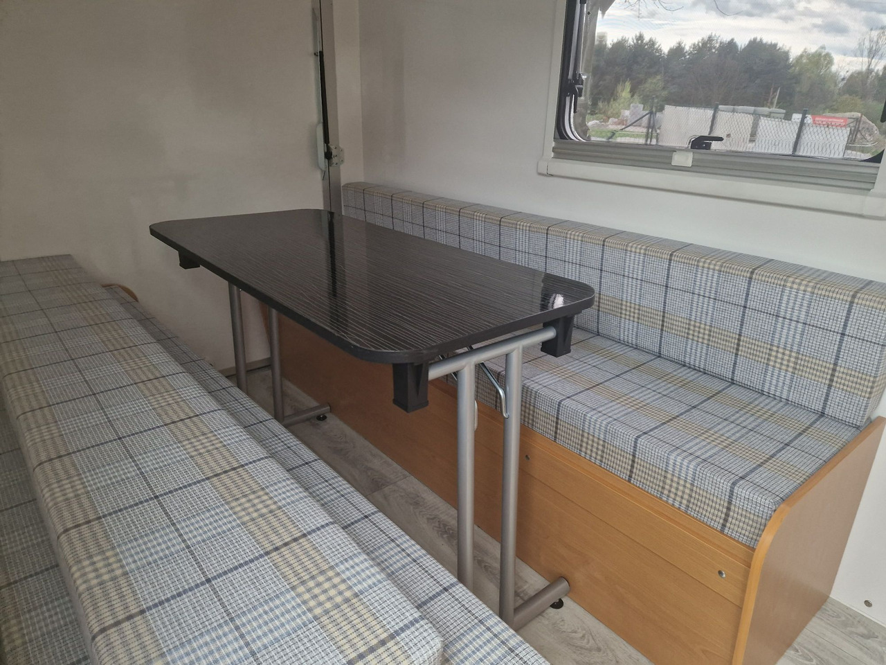 MiniCamp mini przyczepa kempingowa wyprawowa Everest Niewiadów - كرفان سحب: صور 5 MiniCamp mini przyczepa kempingowa wyprawowa Everest Niewiadów - كرفان سحب: صور 5