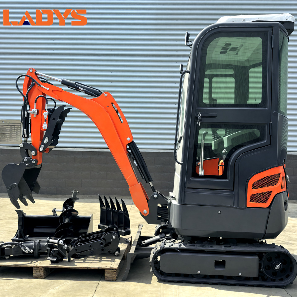 LADYS Mini Excavator CE Certification Kubota Engine(Factory Outlet) Mini Pelle Minibagger Minikoparka Miniexcavadora - حفارة مصغرة: صور 2 LADYS Mini Excavator CE Certification Kubota Engine(Factory Outlet) Mini Pelle Minibagger Minikoparka Miniexcavadora - حفارة مصغرة: صور 2