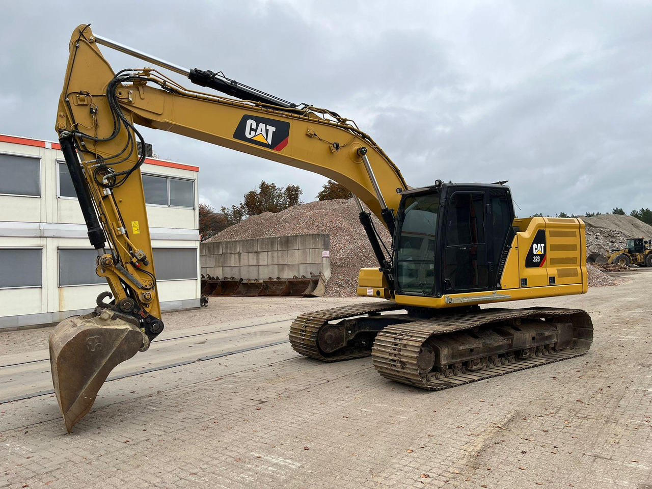 Caterpillar 323 07A - حفارات زحافة: صور 5 Caterpillar 323 07A - حفارات زحافة: صور 5