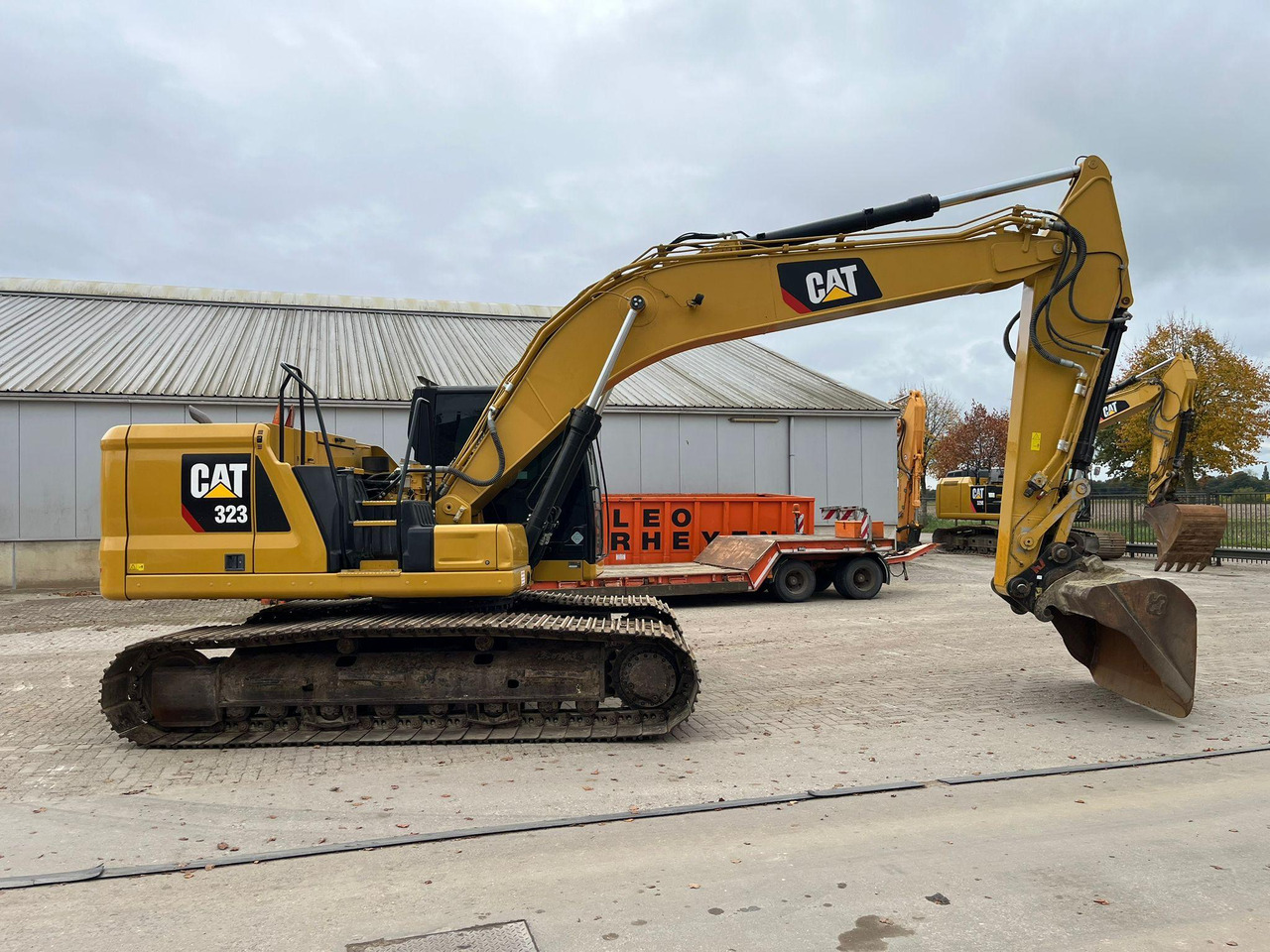 Caterpillar 323 07A - حفارات زحافة: صور 3 Caterpillar 323 07A - حفارات زحافة: صور 3