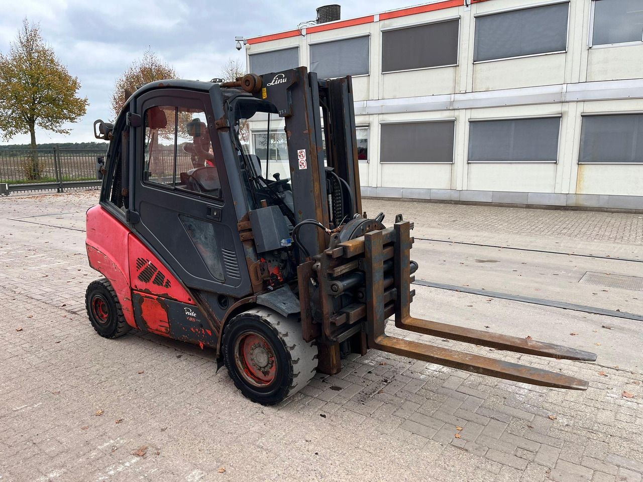 Linde H 35 - رافعة شوكية ديزل: صور 1 Linde H 35 - رافعة شوكية ديزل: صور 1