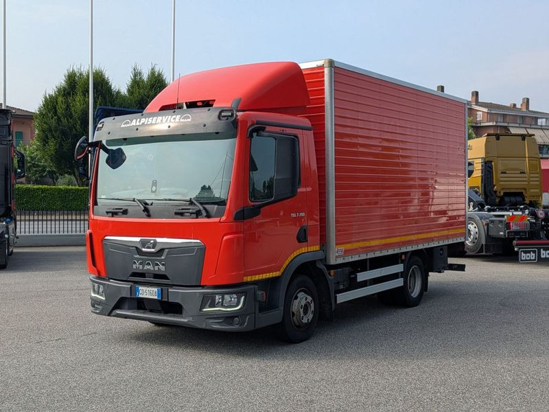 MAN TGL Cubo con pedana 7,5 tonn EURO6 MAN TGL 7,5 tonn EURO6 - بصندوق مغلق شاحنة: صور 2 MAN TGL Cubo con pedana 7,5 tonn EURO6 MAN TGL 7,5 tonn EURO6 - بصندوق مغلق شاحنة: صور 2