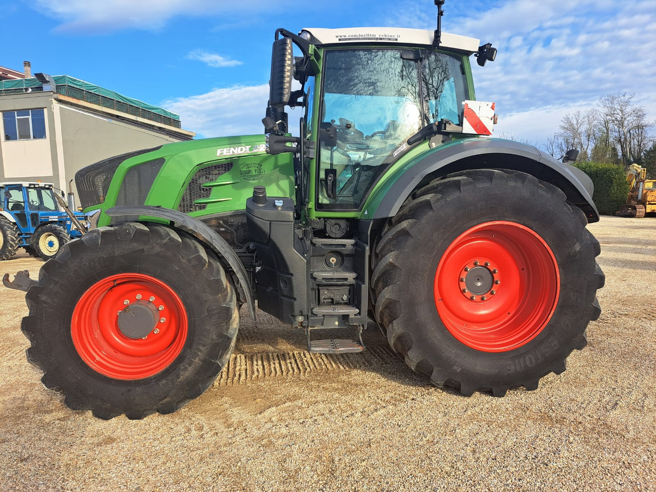 FENDT 828 - جرار: صور 1 FENDT 828 - جرار: صور 1