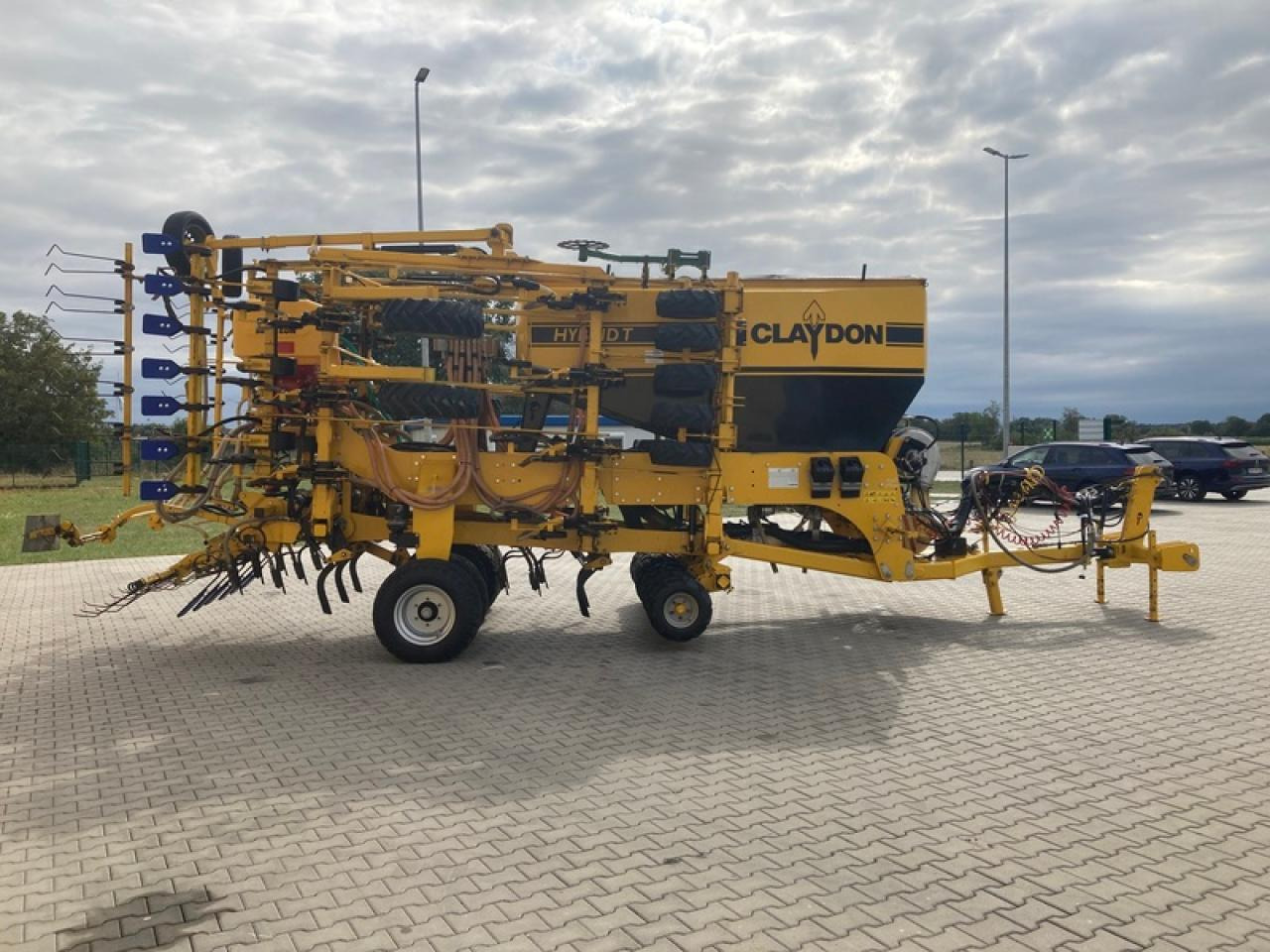 CLAYDON HYBRID T 6 VIEL ZUBEHÖR - وضع البذور فى خطوط: صور 4 CLAYDON HYBRID T 6 VIEL ZUBEHÖR - وضع البذور فى خطوط: صور 4