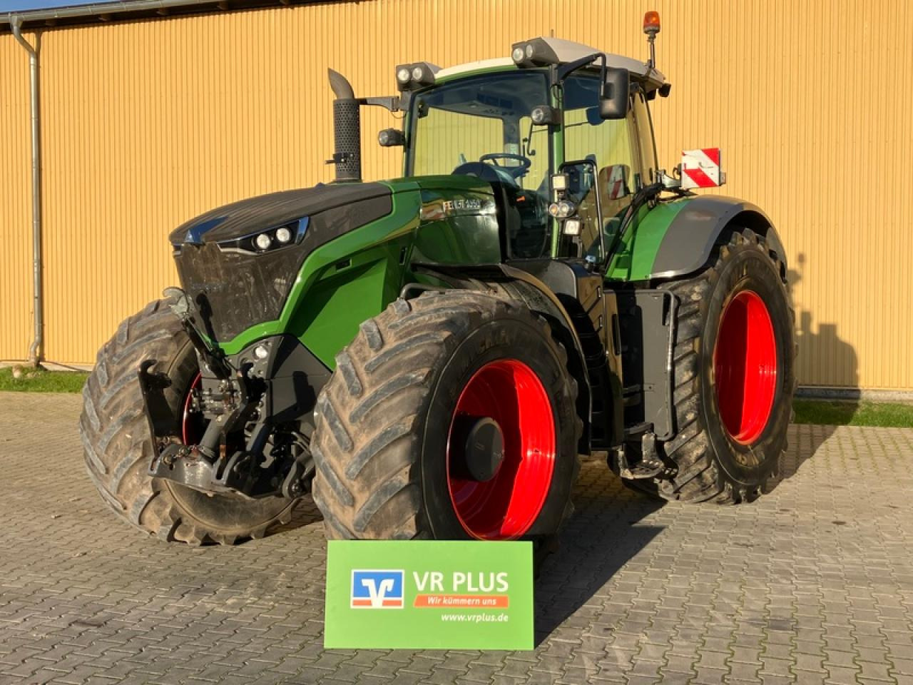 Fendt VARIO 1050 - جرار: صور 1 Fendt VARIO 1050 - جرار: صور 1