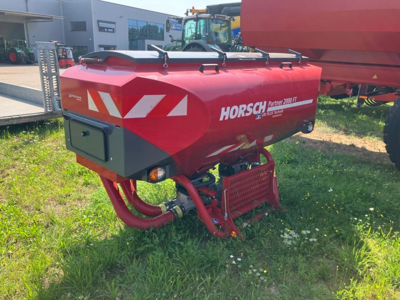 Horsch PARTNER 2000 FRONTTANK - آلة رش الأسمدة: صور 4 Horsch PARTNER 2000 FRONTTANK - آلة رش الأسمدة: صور 4