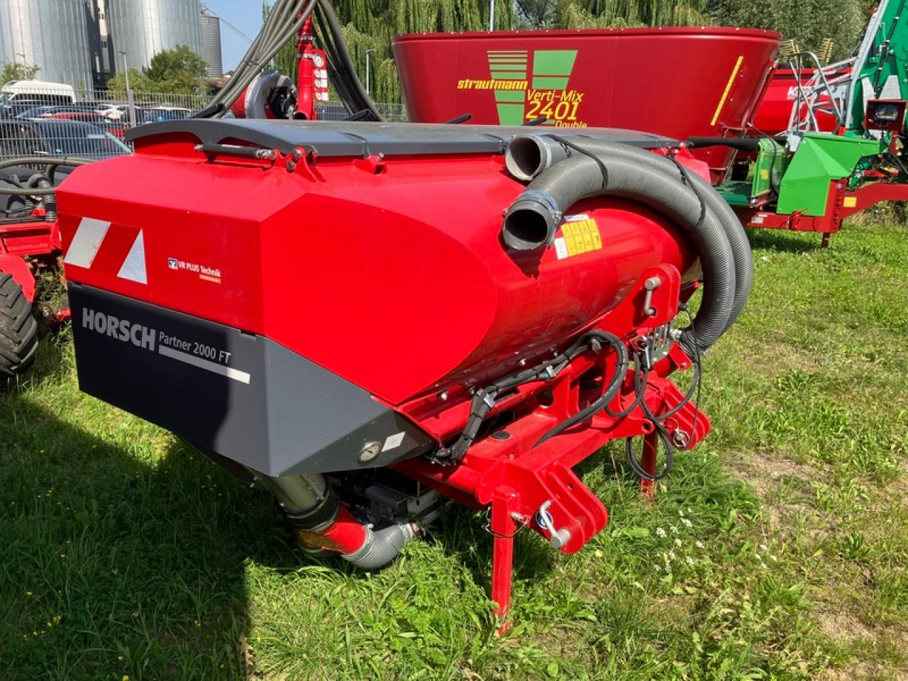 Horsch PARTNER 2000 FRONTTANK - آلة رش الأسمدة: صور 5 Horsch PARTNER 2000 FRONTTANK - آلة رش الأسمدة: صور 5