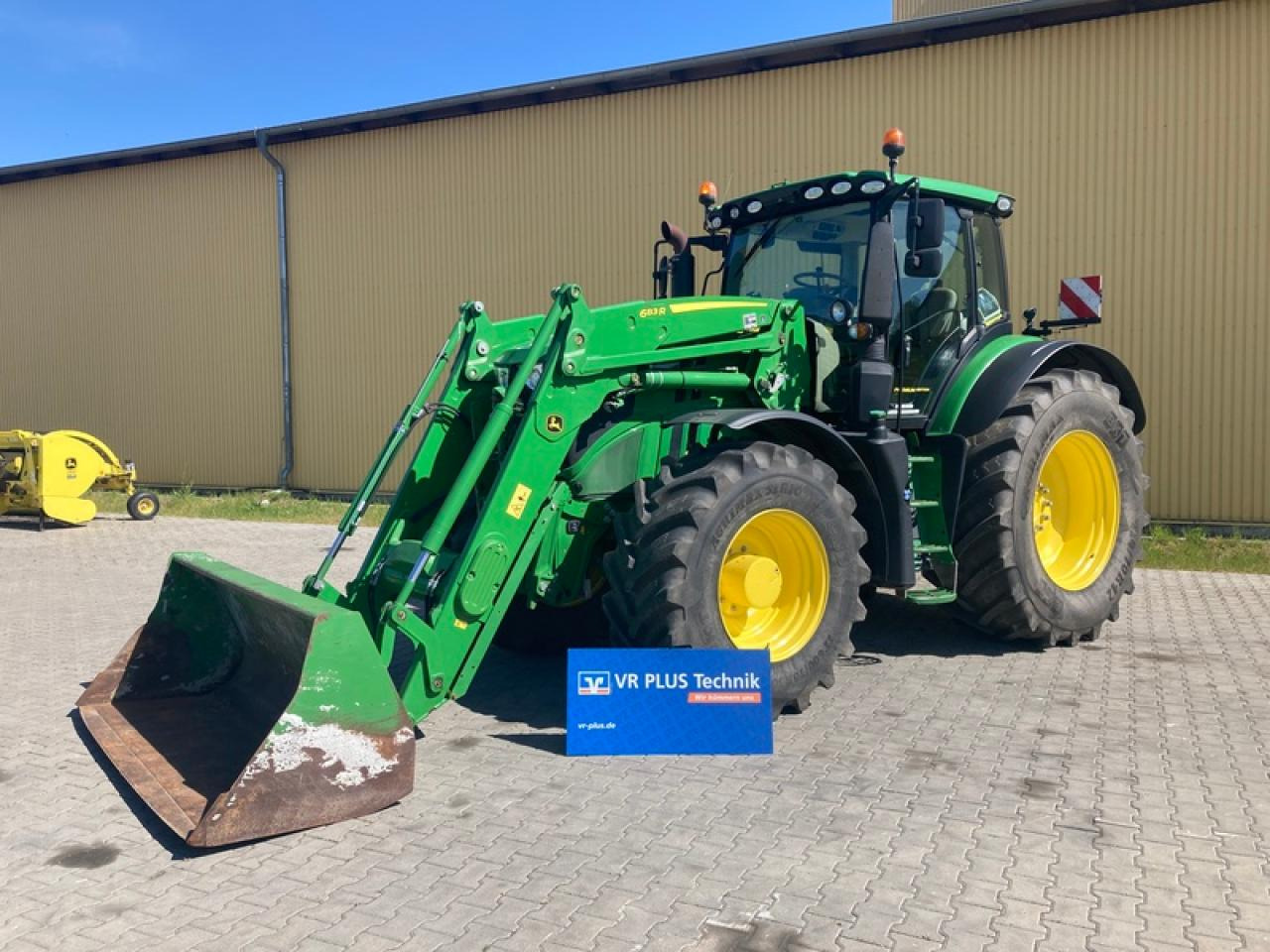 John Deere 6230 R AUTOPOWER SF1 - جرار: صور 1 John Deere 6230 R AUTOPOWER SF1 - جرار: صور 1