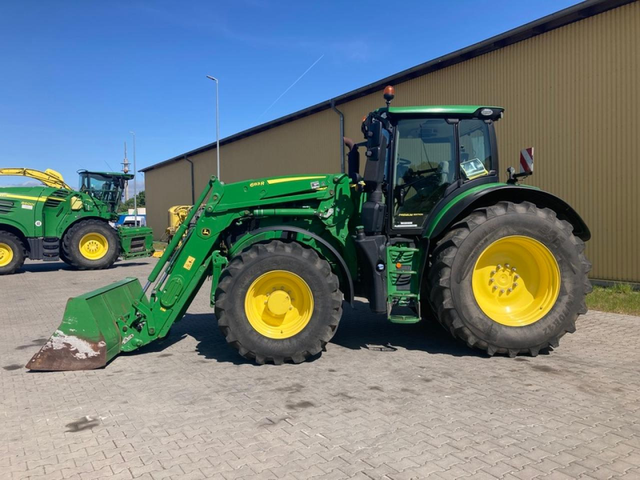 John Deere 6230 R AUTOPOWER SF1 - جرار: صور 2 John Deere 6230 R AUTOPOWER SF1 - جرار: صور 2