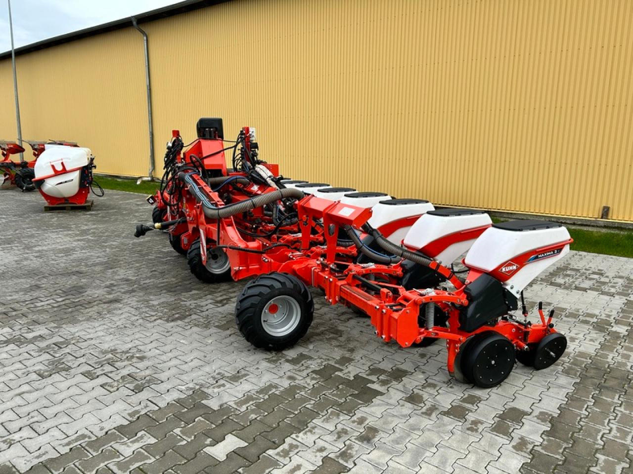 Kuhn MAXIMA 3RXLE - وضع البذور فى خطوط: صور 3 Kuhn MAXIMA 3RXLE - وضع البذور فى خطوط: صور 3