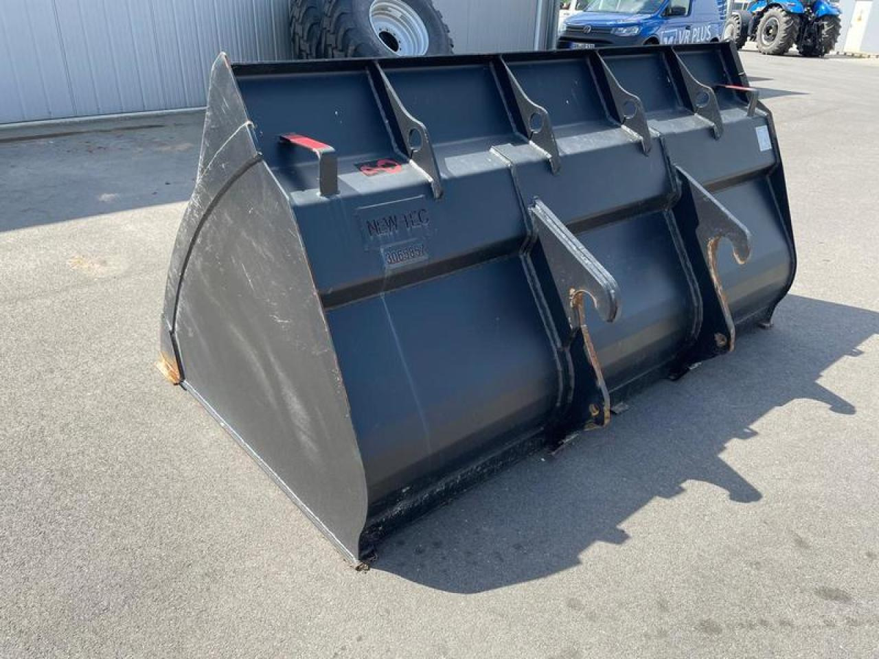 LEICHTGUTSCHAUFEL NEW HOLLAND CASE - بكت شيول: صور 2 LEICHTGUTSCHAUFEL NEW HOLLAND CASE - بكت شيول: صور 2