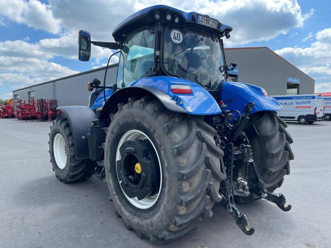 New Holland T 7.270 AUTOCOMMAND - جرار: صور 3 New Holland T 7.270 AUTOCOMMAND - جرار: صور 3