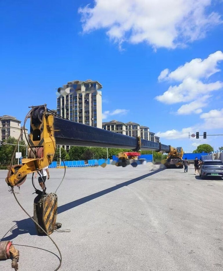 XCMG QY70K-I - موبايل كرين: صور 3 XCMG QY70K-I - موبايل كرين: صور 3