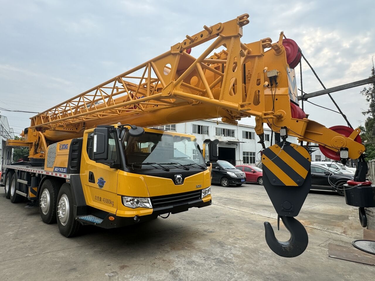 XCMG XCT70 25ton 50ton 70ton 130ton - موبايل كرين: صور 1 XCMG XCT70 25ton 50ton 70ton 130ton - موبايل كرين: صور 1