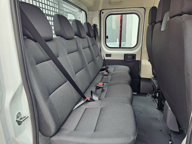 الشاحنات الصغيرة المسطحة, الشاحنات الصغيرة كابينة مزدوجة FIAT Ducato MAXI 140 Serie 9.2 2025 L5 Doppelkabine...: صور 21 الشاحنات الصغيرة المسطحة, الشاحنات الصغيرة كابينة مزدوجة FIAT Ducato MAXI 140 Serie 9.2 2025 L5 Doppelkabine...: صور 21