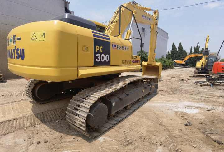 Automation Used komatsu pc300-7 excavator second hand ecvacators cheap price used komatsu for hot sale - حفارات زحافة: صور 5 Automation Used komatsu pc300-7 excavator second hand ecvacators cheap price used komatsu for hot sale - حفارات زحافة: صور 5