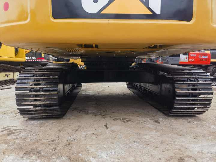 Big Capacity 30Ton Digging Machinery Secondhand Caterpillar 330D Crawler Excavator Used Cat330D Excavator for sale - حفارات زحافة: صور 5 Big Capacity 30Ton Digging Machinery Secondhand Caterpillar 330D Crawler Excavator Used Cat330D Excavator for sale - حفارات زحافة: صور 5