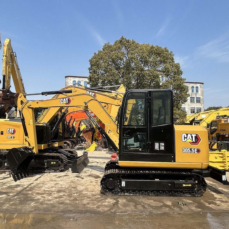 CAT 305.5E2 Excavator - حفارات زحافة: صور 4 CAT 305.5E2 Excavator - حفارات زحافة: صور 4