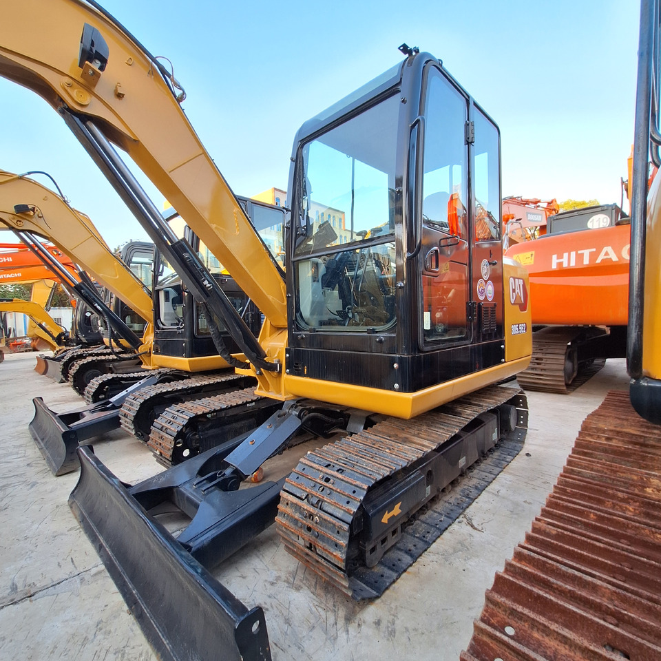 CAT 305.5E2 Excavator - حفارات زحافة: صور 3 CAT 305.5E2 Excavator - حفارات زحافة: صور 3