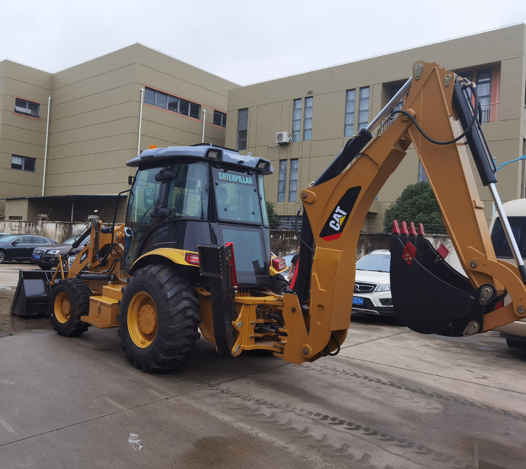 CAT 420F Backhoe Loader - حفار متعدد الاستخدام: صور 2 CAT 420F Backhoe Loader - حفار متعدد الاستخدام: صور 2