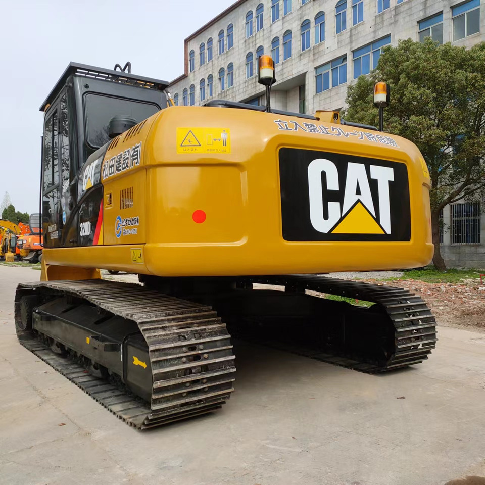 CAT320DL EXCAVATOR - حفارات زحافة: صور 3 CAT320DL EXCAVATOR - حفارات زحافة: صور 3