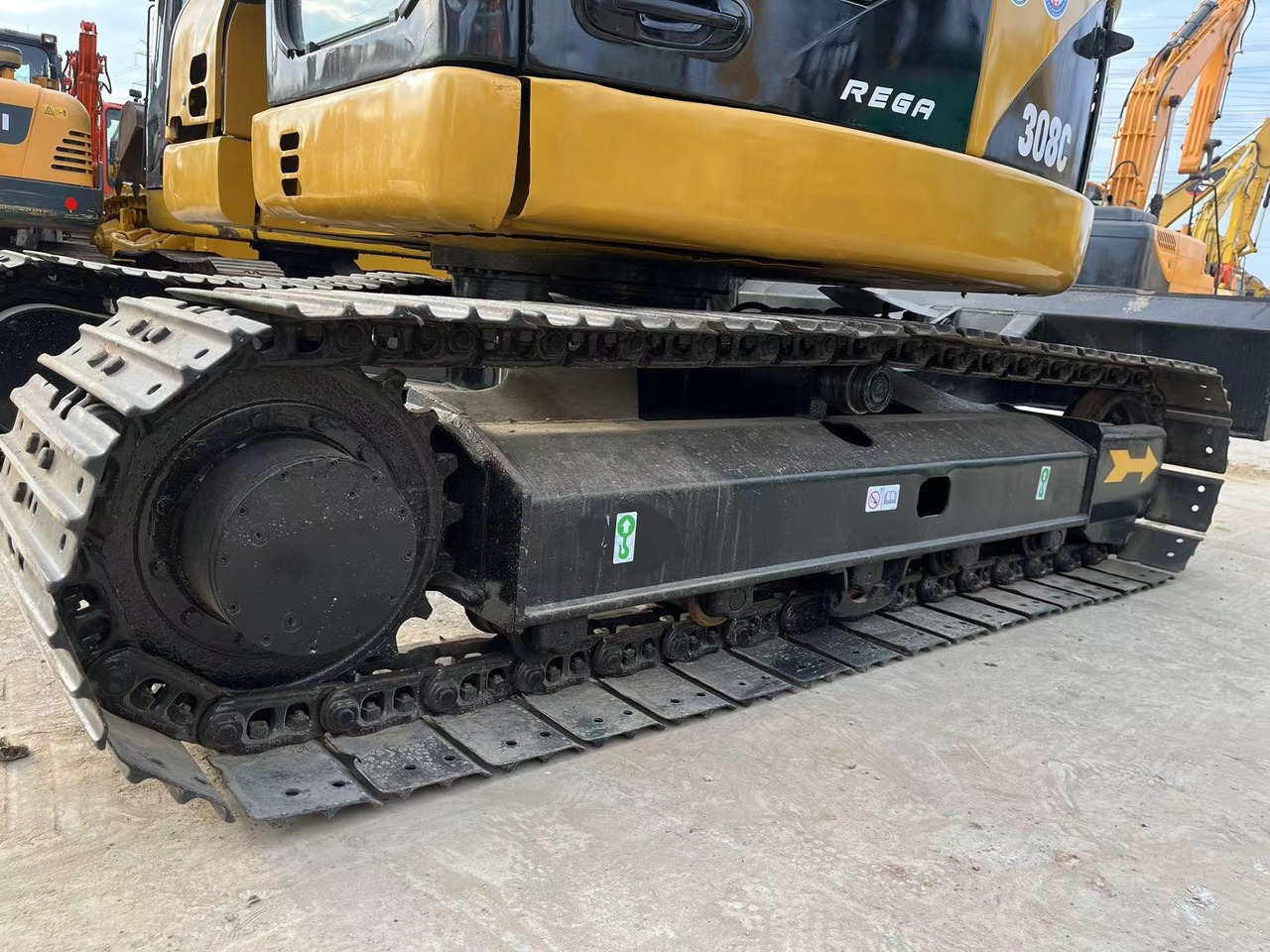 Cat 308c Excavator - حفارات زحافة: صور 3 Cat 308c Excavator - حفارات زحافة: صور 3